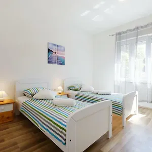 Dendo Apartment Zadar
